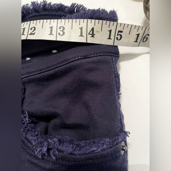 Express Mid Rise Dark Wash Raw Hem Skinny Jeans Sz 8 Women - Picture 10 of 11